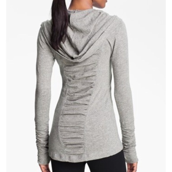 ⭐️Zella,Flattering All Shirred Up Hoodie,Lightweight & So Soft,Hooded, Size XS - Picture 4 of 13